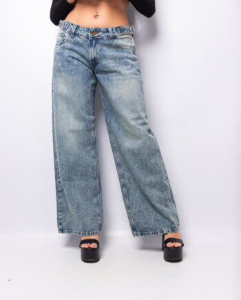 Wide leg rígido matizado arena tiro bajo con hebillas lateral