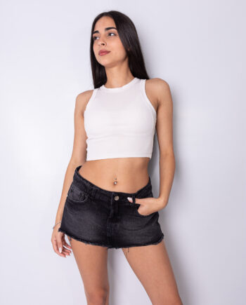 Short pollera rígido tiro bajo negro nevado ruedo desflecado