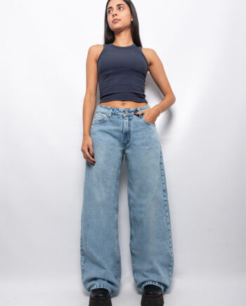 Wide leg rígido Celeste Nevado Tiro Bajo  ruedo normal