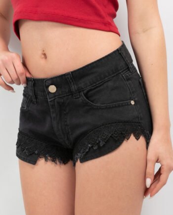 Short rígido Tiro bajo Negro con puntilla ruedo desflecado