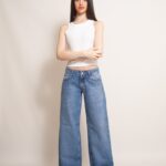 Wide leg rígido tiro bajo Azul con strass